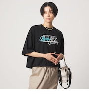 バック タック ロゴ Tシャツ