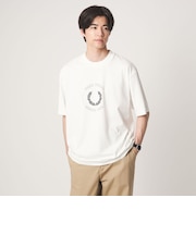 ＜FRED PERRY＞サークル グラフィック ロゴ 半袖 Tシャツ