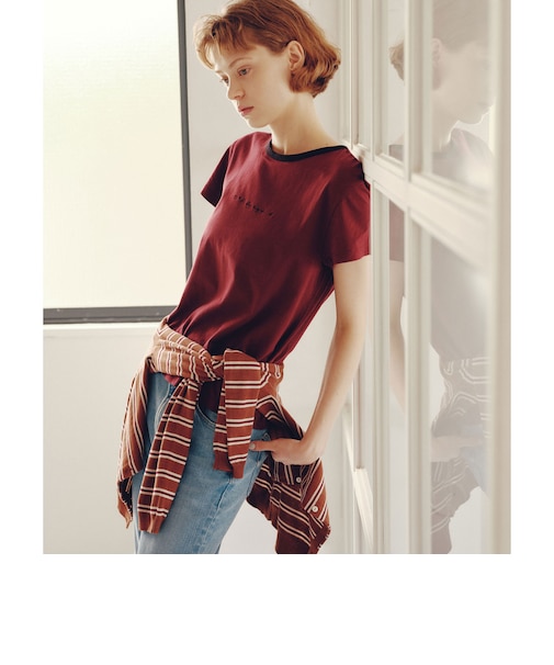 <To b. by agnes b.コラボ>ロゴ リンガー Tシャツ