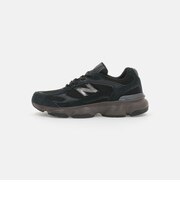 ＜New Balance＞M603 スニーカー