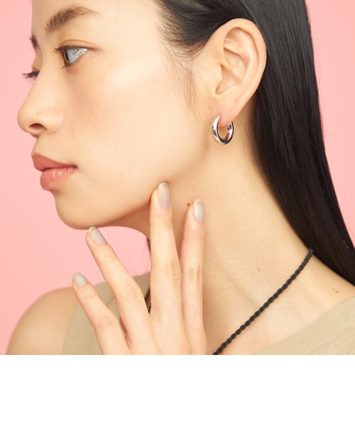 【アトリエダンタン×アーバンリサーチ別注】JOE SCHMOE フープピアス ステンレスセンターラインフープピアス｜アーバンリサーチの通販