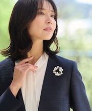 サークルパールブローチ