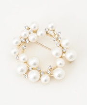 パールサークルブローチ