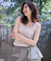 スクエアタンクトップ