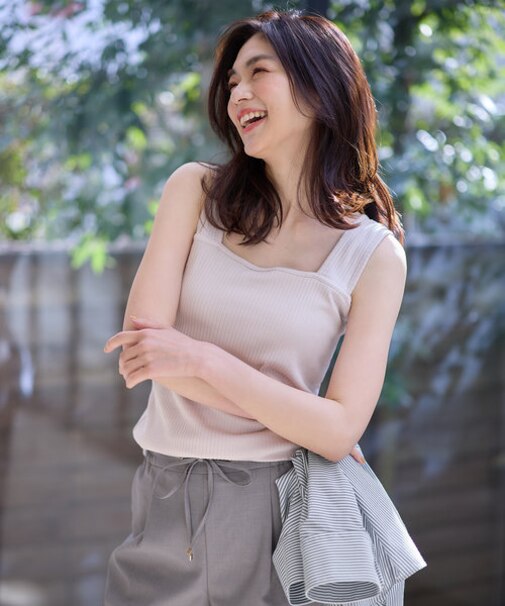 スクエアタンクトップ