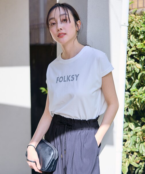 【洗濯機可/接触冷感】グリッタープリントロゴＴシャツ