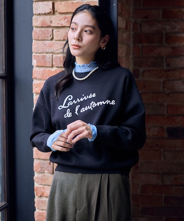 刺繍ロゴニット