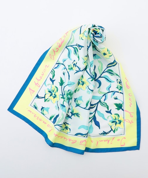フラワーモチーフスカーフ