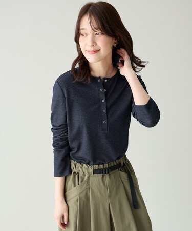 クリアラメフライスヘンリーネックプルオーバー