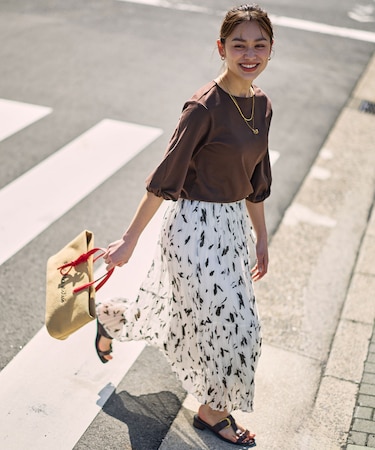 アートドットプリントスカート