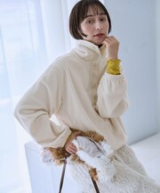 フリーススタンドプルオーバー