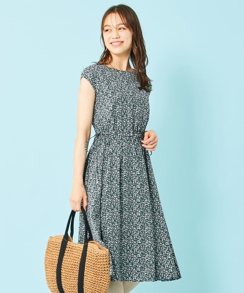 【 】ウォーターカラーフローラル ワンピース 大きいサイズ＞フラワープリントオーバーチュールワンピース