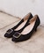 【WEB&一部店舗限定】バックルスエード パンプス