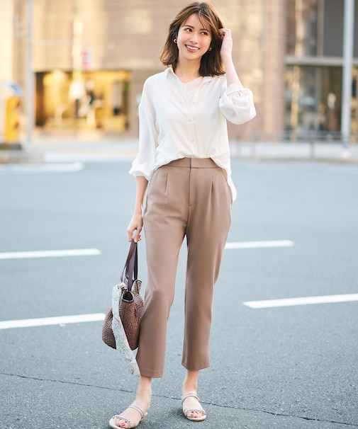 【WEB・一部店舗限定】楽々ビューティースティック パンツ