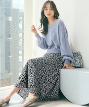 【全方位 好印象】ラメフェザーニット×フラワースカート セット