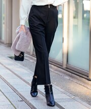 褒めらレディストレッチ セミフレア テーパードパンツ