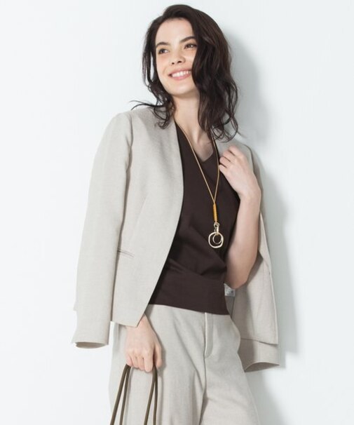 【マガジン掲載】リネンライクストレッチ Vカラージャケット(検索番号H45)