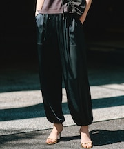 【GLOW8月号掲載/洗える】スムースサテン パラシュートパンツ