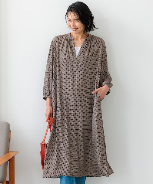 【洗える】スクエアチェーンプリント ワンピース