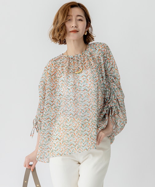 【洗える】シアーヘリンボーンプリント ブラウス