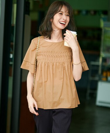 【WEB&一部店舗限定】コットンローン ピンタック フレア ブラウス