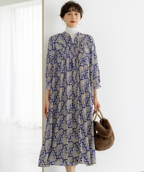 【美品】23区 洗えるRatti ヴィンテージペイズリープリント ワンピース 洗える】Ratti ヴィンテージペイズリープリント ワンピース｜ニジュウ