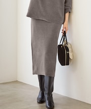【SLOW/一部店舗限定】ベロア風ニット スカート
