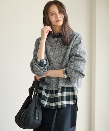 【SLOW/一部店舗限定】ソフトウール Vネック ニット