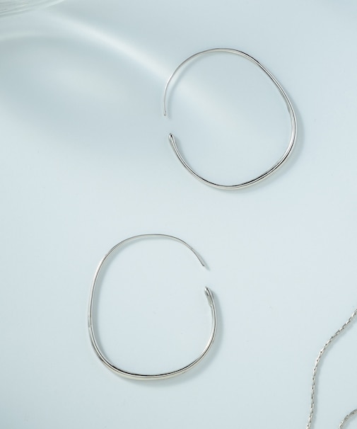 ナロー フープ ピアス