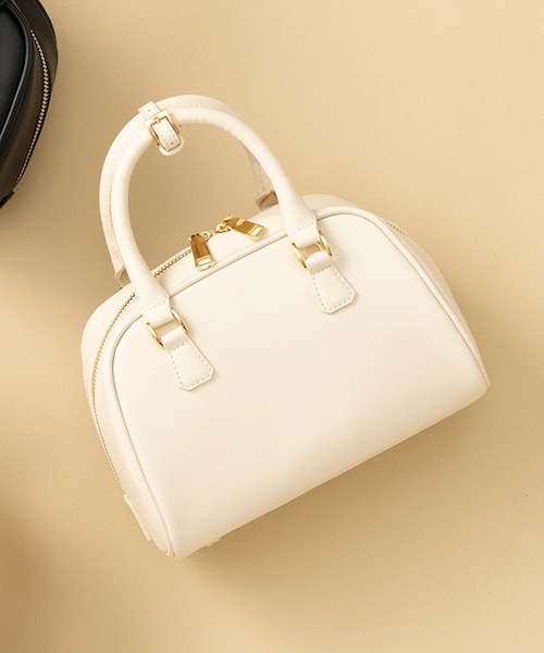 【新品未使用】ohga ミニボストンバッグ 白 新品未使用】ohga ミニボストンバッグ 白 Oggi掲載】ミニ ボストン