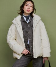 【WEB&一部店舗限定】ステッチレス フーデット ダウン