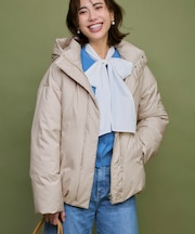 【WEB&一部店舗限定】ステッチレス フーデット ダウン