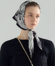 スタンプ柄ダイヤ スカーフ