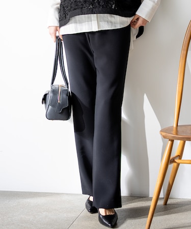 ストレッチダブルクロス フレアパンツ