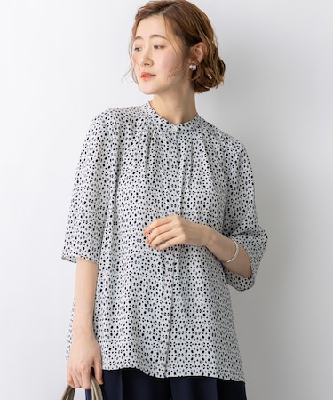 カレイドスコーププリント バンドカラー ブラウス