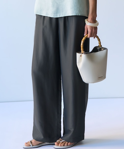 【先行予約】クールタッチタフタ ワイドパンツ