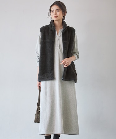 【SLOW/一部店舗限定】ヴィンテージライクテリー ヘンリーネック ワンピース