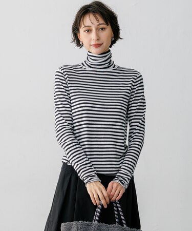 【CLASSY.掲載】スムージーコットン タートルネック ニット