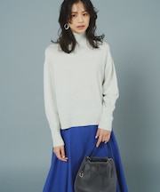 【飯豊まりえさん着用・Oggi12月号掲載】ウールカシミヤミックス ロールネック ニット