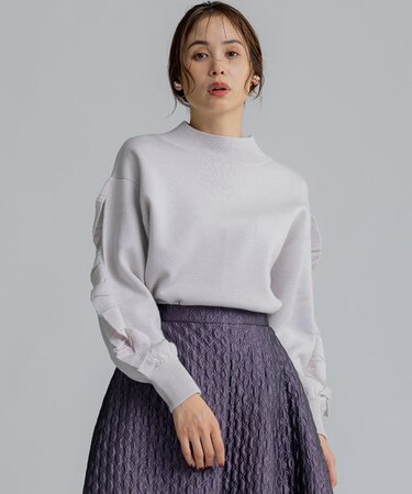 【WEB限定】袖フリル付きニットプルオーバー