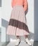 ピンクベージュ系