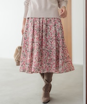 ニュアージュフラワープリント スカート