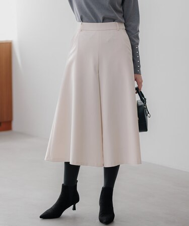 【WEB限定】ウールライクストレッチ フレアパンツ