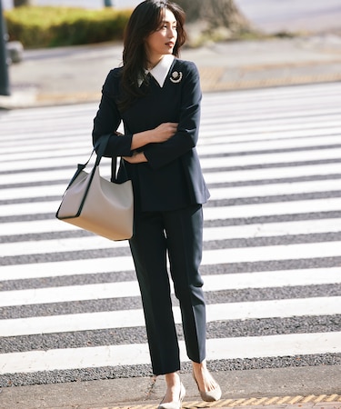 【KUMIKYOKU NAVY】コンフォータブルドレープ フリルテーパードパンツ