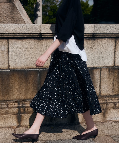 美品 マメクロゴウチフラワーハンドプリントスカート 美品 マメクロゴウチフラワーハンドプリントスカート mame