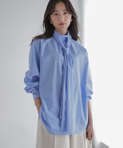 【加藤ローサさん着用 / 前後着用可】コットンタッチシャーティング刺繍入り ブラウス