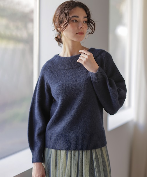 へアリーヤーンボートネック ニット