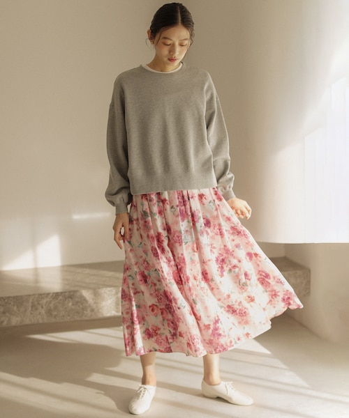 morphose ブーケロゴ柄　生成りスカート Flower Collection】ブーケフラワープリント スカート｜クミキョクの