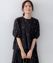 【WEB限定】ミニフラワーエンブロイダリー ブラウス
