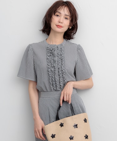 【WEB限定】サッカーギンガムチェック フロントフリルブラウス